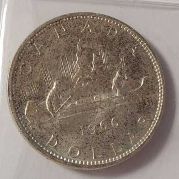 1966 Canada Silver Dollar Coin (23.33 Grams .800) - Picture 1 of 2